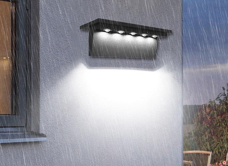 Lumivis Guard Solarleuchte Solar Wandleuchte mit Bewegungsmelder | Intelligente LED-Beleuchtung | IP65 Wetterfest | 6x11,9 cm