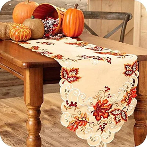 Herbst Tischläufer Aurelia Leaves | 38 x 170 cm | Stickerei & Hohlsaum | Ahornblatt-Design