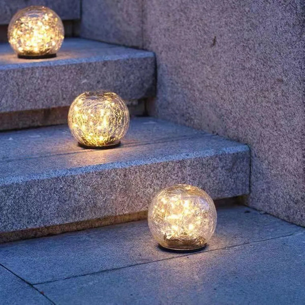 LumiCristal Solar-Gartenleuchte Kristalloptik | Automatisch & Wetterfest | 11x12 cm | Elegante Deko für Garten & Terrasse