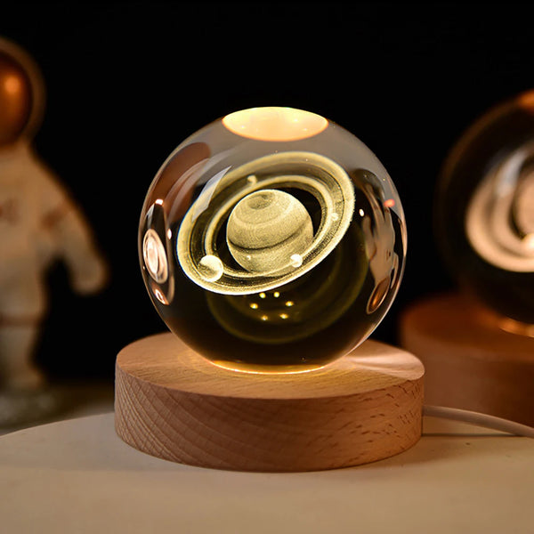 Astranova Galaxy Nachtlicht | LED Kristallkugel mit Milchstraßen-Design | Warmweißes Licht | Kreatives Geschenk für Kinder & Erwachsene