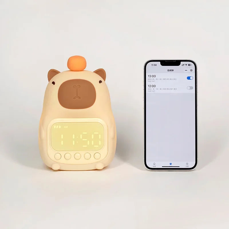 Wecker-Nachtlicht CappyGlow | Capybara-Design | USB-aufladbar 1200 mAh | Dual-Alarm & 30 Min. Auto-Off | Kinder & Schlafzimmer