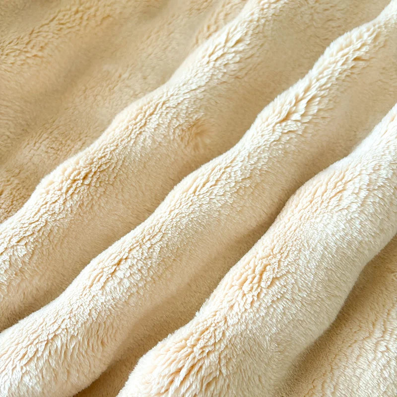 FauxLuxe | Kuscheldecke aus Imitat-Kaninchenfell | Beidseitiger Samt | Dick & Wärmend