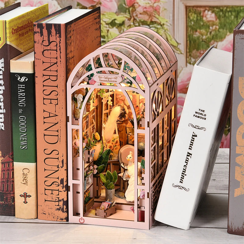 SoleCaffè DIY Book Nook | Miniatur-Kaffehaus 3D Holzbausatz | Mit LED-Beleuchtung | Kreatives Bücherregal-Diorama & Geschenkidee