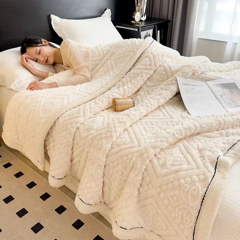 Velura | Warme Decke aus geprägtem Samt | Kuschelig & Flauschig | Herbst & Winter | Coral-Fleece