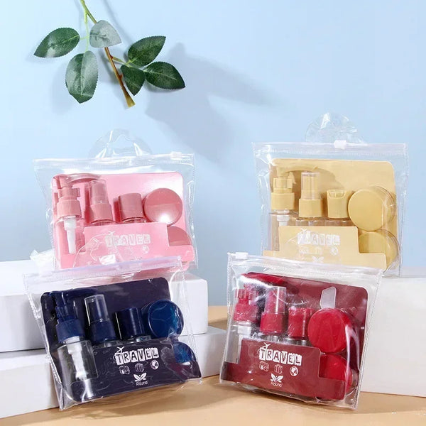 Reiseli Travel Kit | 8-teiliges Flaschenset | Leere Nachfüllbehälter für Shampoo, Lotion & Sprays | Handgepäckgeeignet & Transparent
