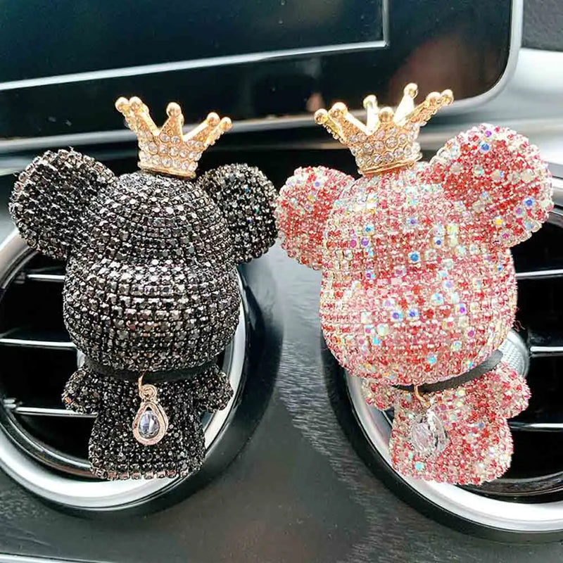 Bearoma Auto Duftclip Bär mit Krone | Aromatherapie & Luftreiniger | Handverziert mit Strass | In Pink, Weiß oder Schwarz