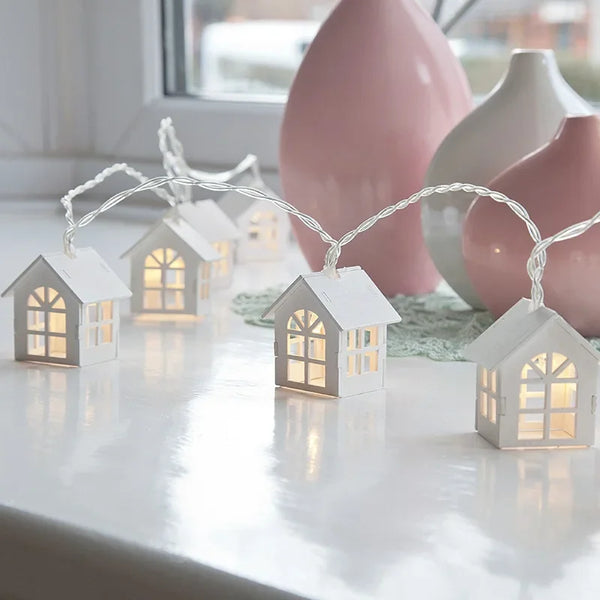 LumiHaus | LED-Lichterkette mit Häuschen-Motiv | Warmweiß 1,5 m | Weihnachts-, Party- & Hochzeitsdeko