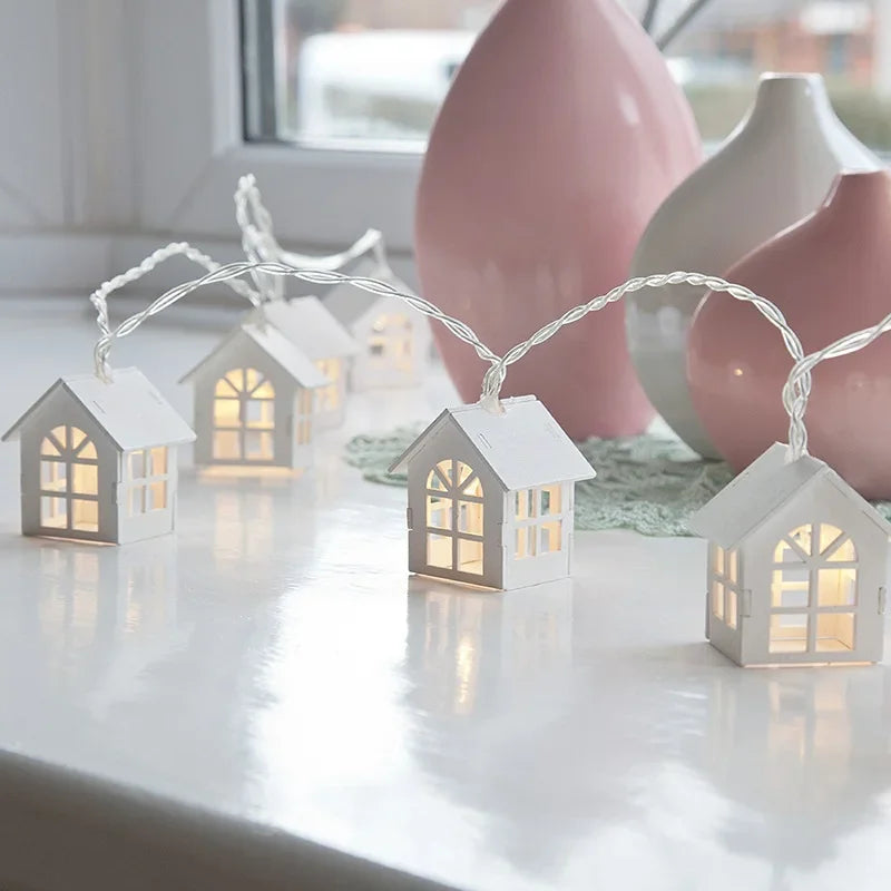 LumiHaus | LED-Lichterkette mit Häuschen-Motiv | Warmweiß 1,5 m | Weihnachts-, Party- & Hochzeitsdeko