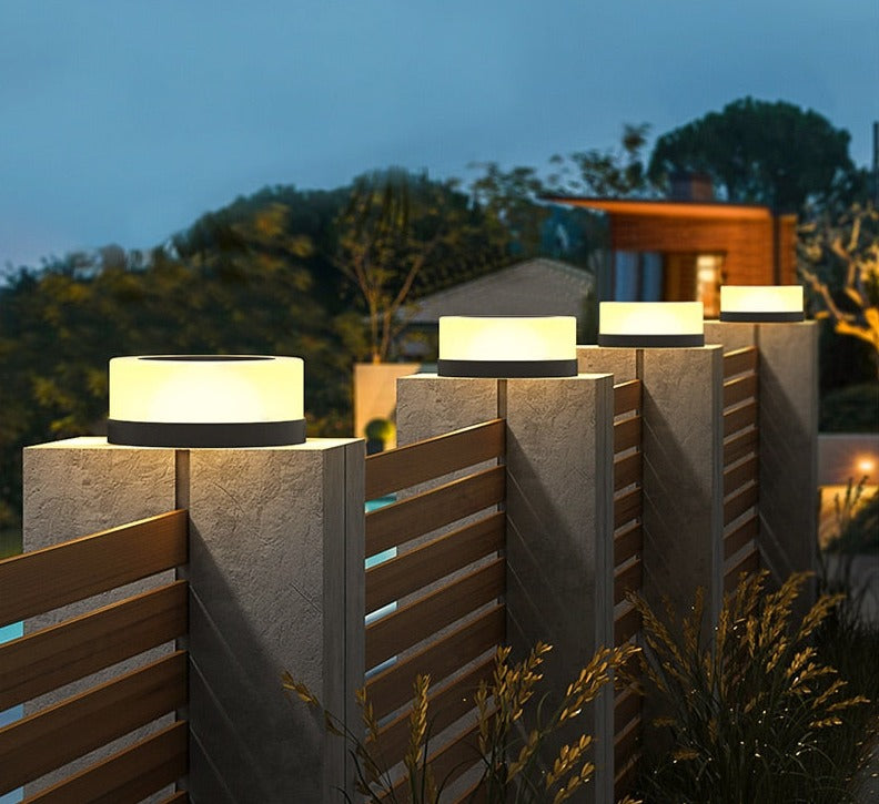 Solar-Wandleuchte LumaSteel | Mit Dämmerungssensor | Edelstahl & Aluminium | IP65 Wetterfest | LED Warmweiß