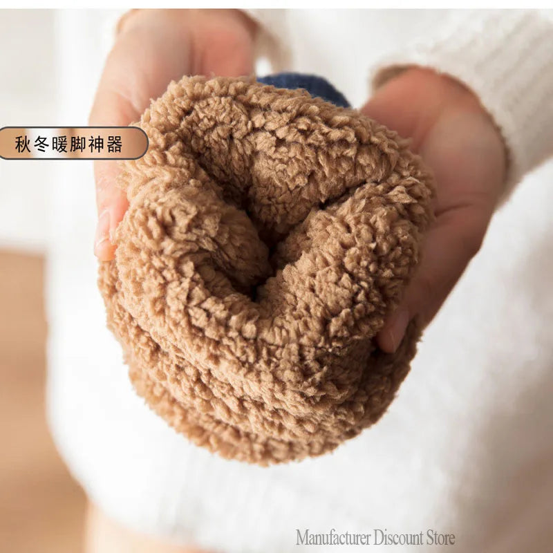 Snoovelle | Winter-Kuschelsocken Unisex | Flauschig & Warm mit Anti-Rutsch-Sohle | Fleecegefütterte Haussocken für Damen & Herren