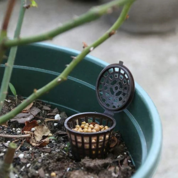 EcoGrow Fertibox | 10 Stück Düngekörbchen mit Deckel | Pflanzendünger-Behälter für Bonsai & Garten | Wiederverwendbar & Umweltfreundlich | Ø 4,5 cm