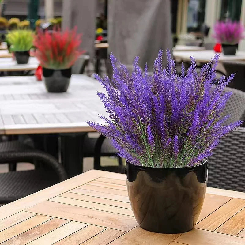LAVÉON Künstlicher Lavendelstrauß | 5-zweigig | Realistische Blüten & Blätter | 38 cm Höhe | Für Wohnraum, Balkon & Garten