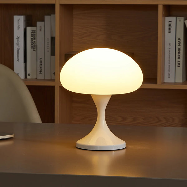 MushLume LED Tischlampe | Niedliches Pilzdesign | 3 Lichtmodi & 10 Helligkeitsstufen | Augenschonend | 20 × 23 cm