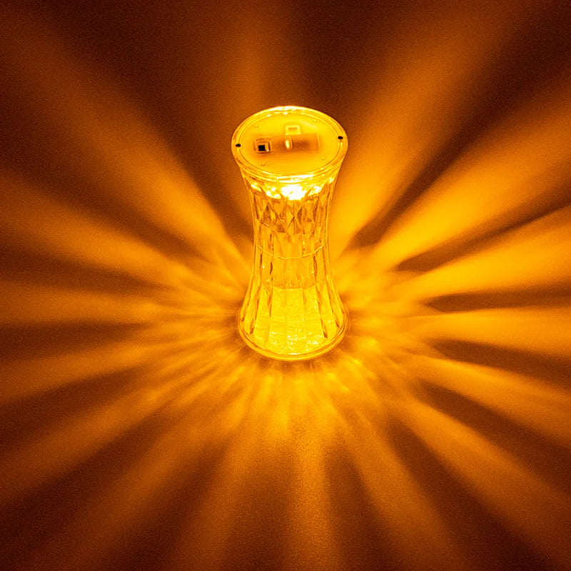 LED Kristall-Tischlampe LumiCrystal | Flammenlos & Batteriebetrieben | Warmweißes Stimmungslicht | Für Schlafzimmer, Hochzeit & Deko