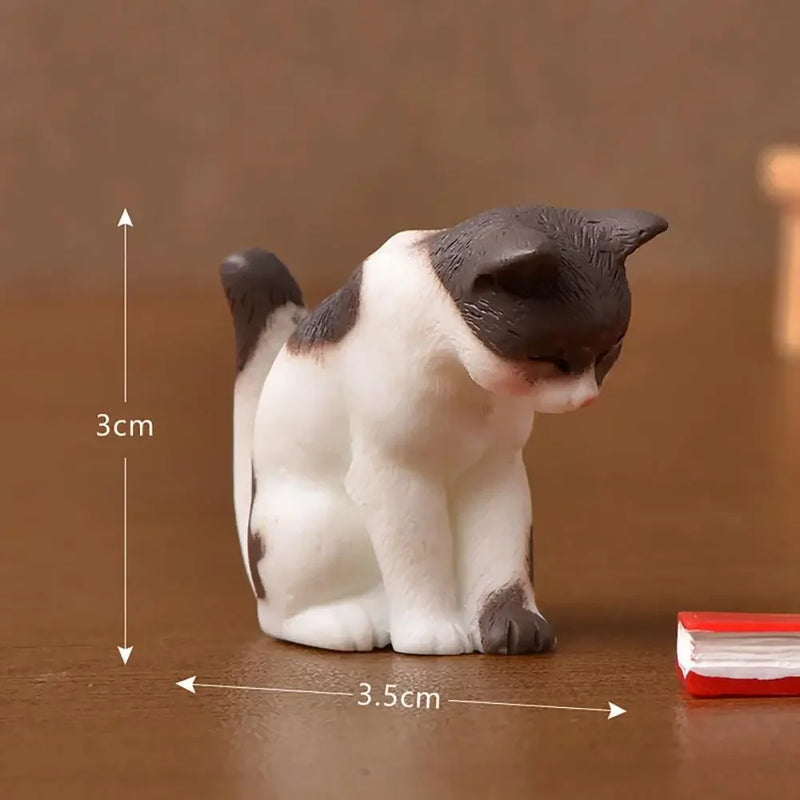 Mini Katzenfigur | Realistische Deko | Kunststoff | 1–4,5 cm | Vielseitiges Ornament