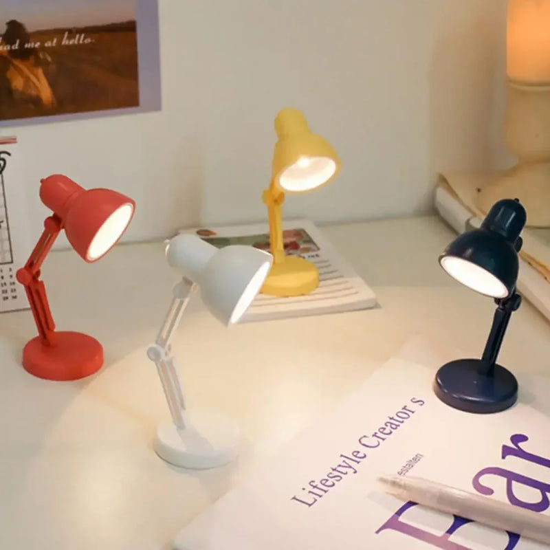 Mini Leselampe ClipLight | Faltbar & Magnetisch | Warmes LED-Licht | Tragbar für Reisen & Bücher