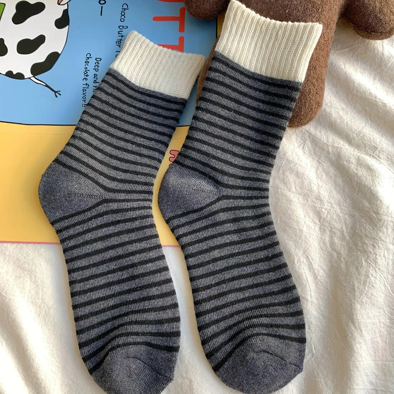 WollHerz Damen Wollsocken | Herbst & Winter | Verdickt & Warm | Geripptes Design | Uni & Streifen