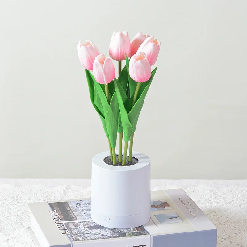 Florovia LED Blumen-Nachtlicht mit USB-Aufladung | Sonnenblume oder Tulpen | 2 Helligkeitsstufen | 6 Blumen
