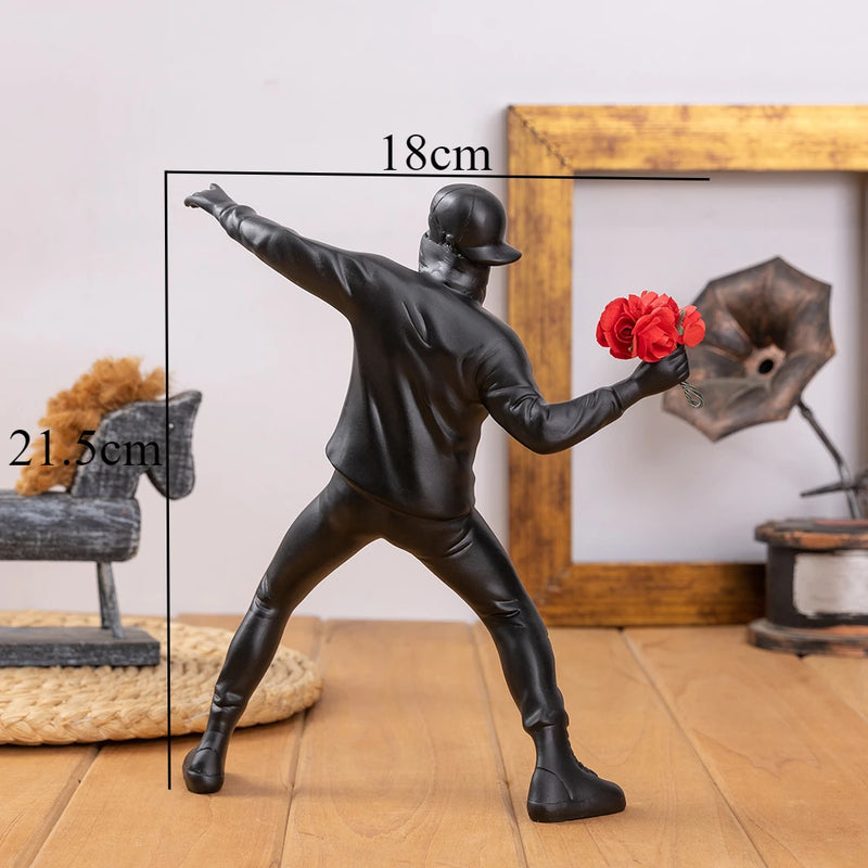 Artivora Flower Rebel | Moderne Skulptur „Flower Thrower“ – Dekorative Figur für Wohnzimmer, Büro & Bücherregal