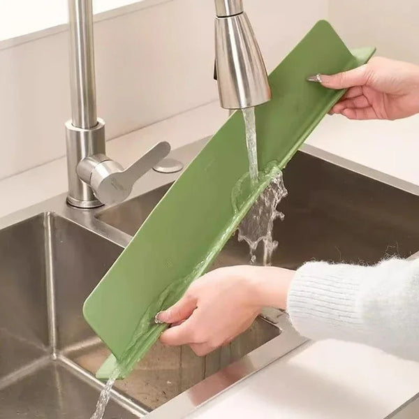 2er-Set Spülbecken-Spritzschutz SplashBlock Silikon | Mit Saugnapf | 35×7 cm | Schutz vor Wasserflecken in Küche & Bad