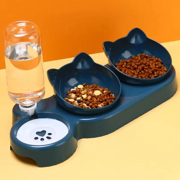 FutterFreund Katzen-Futternapf mit Trinkflasche | 3-in-1 Futterstation | Neigbar & Rotierbar | Ergonomisch & Rutschfest – 500 ml Wasserflasche