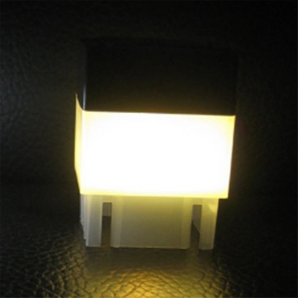 Lumisora YardGlow Solar LED Säulenleuchte | Warmweißes Licht für Garten & Zaun | Wetterfest IP55 | 12 cm Hoch
