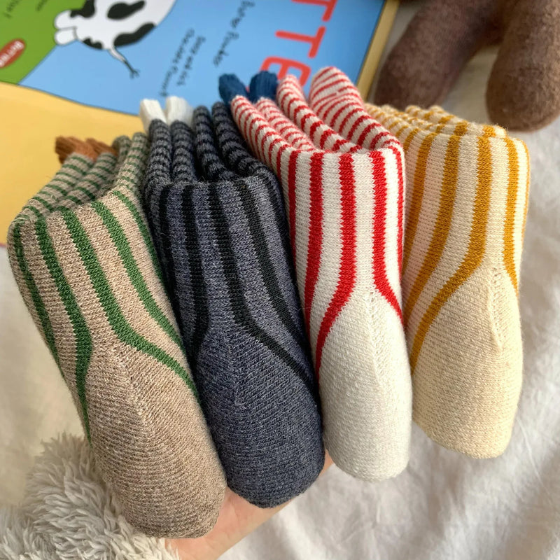 WollHerz Damen Wollsocken | Herbst & Winter | Verdickt & Warm | Geripptes Design | Uni & Streifen