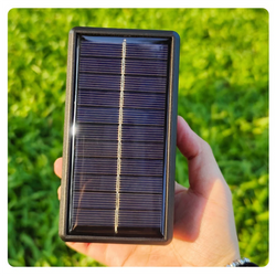 SunCharge Solar Akku-Ladegerät | Powerbank & Solarpanel | Multi-Akku-Kompatibilität | Sicher & Tragbar