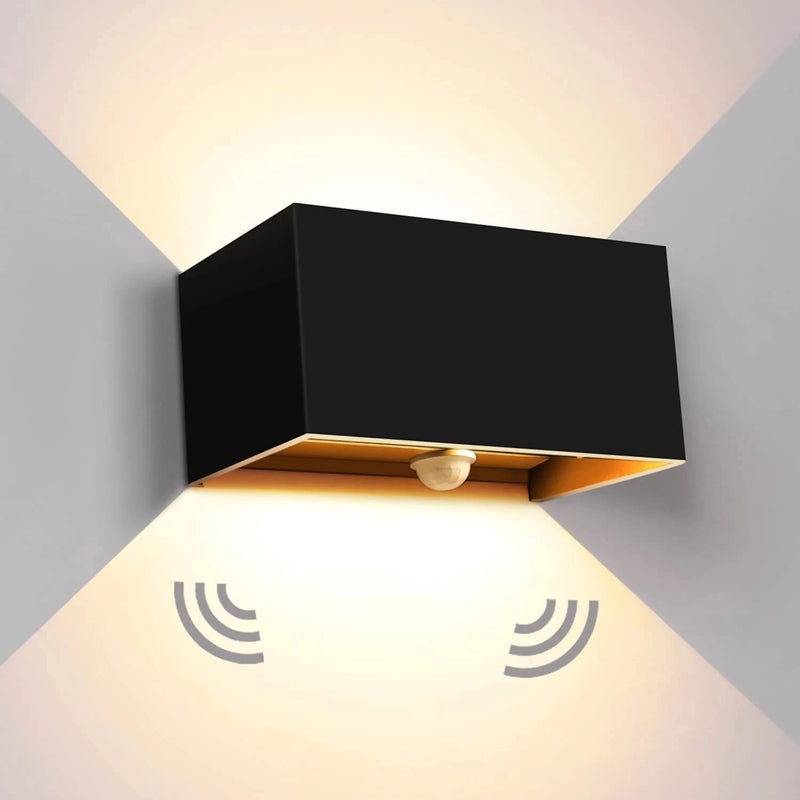 SensoLux LED-Wandleuchte | LED Außenwandleuchte 24W | Mit Bewegungssensor | IP65 Wasserdicht | Einstellbarer Strahler in Schwarz/Weiß