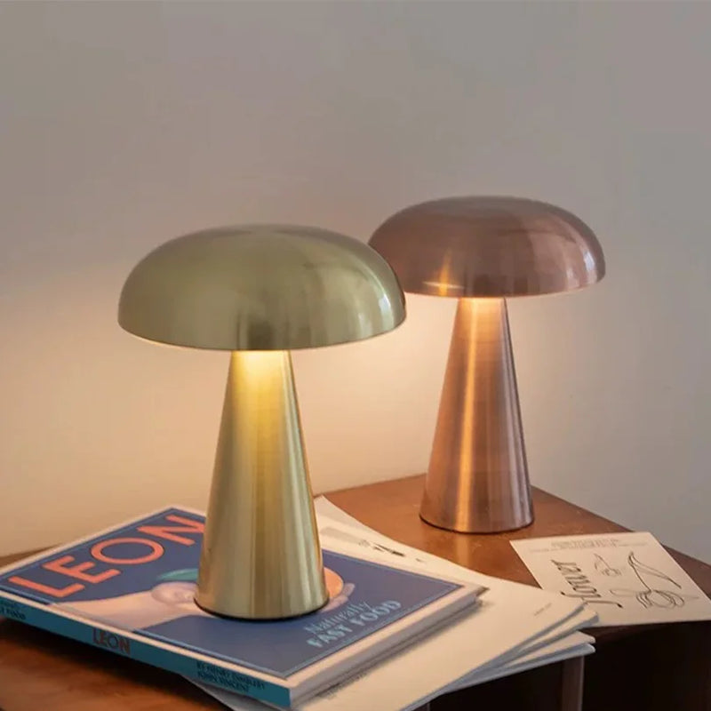 LumoShroom Tischlampe | Retro Pilz-Design | LED & Dimmbar | Wiederaufladbar