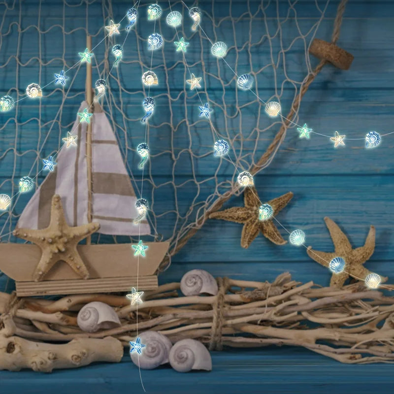 LED Lichterkette Meeresmotive | 2 m mit 20 LEDs | Seesterne, Muscheln & Meerestiere | Batteriebetriebene Dekoleuchte für Kinderzimmer, Geburtstag & Hochzeit | Mariluna