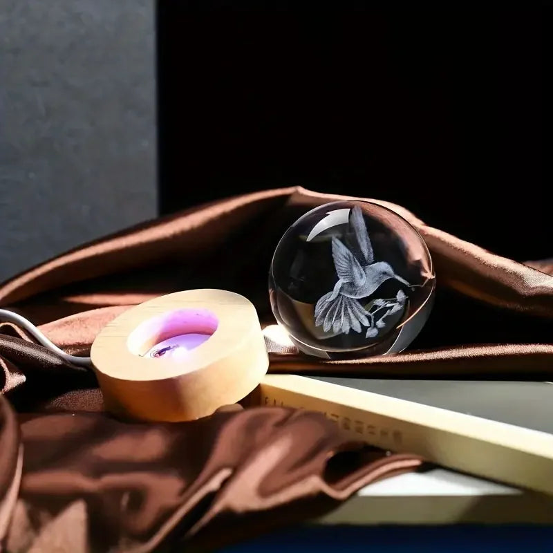 Colibria Kristallkugel Kolibri | 3D-Lasergravur & LED-Sockel | Dekoration & Geschenkidee