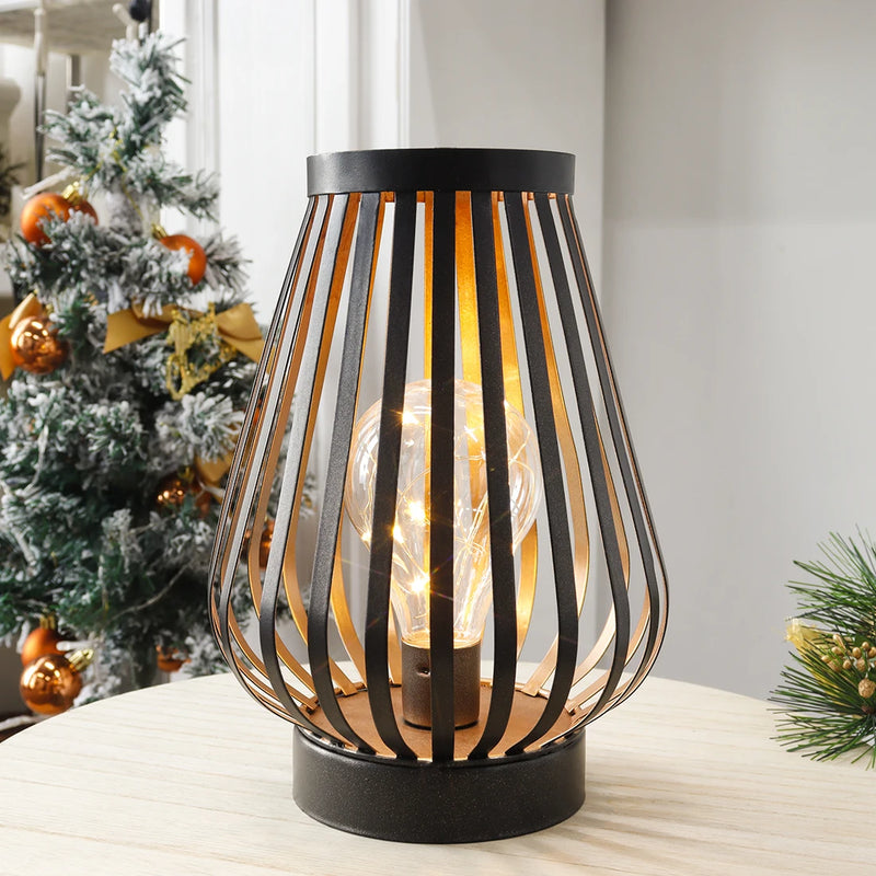 LumiCage LED Laterne | Retro Metall-Kerzenhalter | Warmweißes Stimmungslicht | Batteriebetrieben