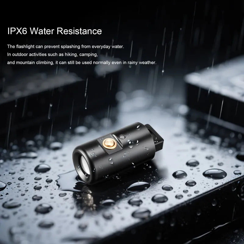 Mini Taschenlampe LumoKey | Hochleistungs-LED | Wiederaufladbar & Wasserdicht | 30 m Leuchtweite | 6 g Ultraleicht