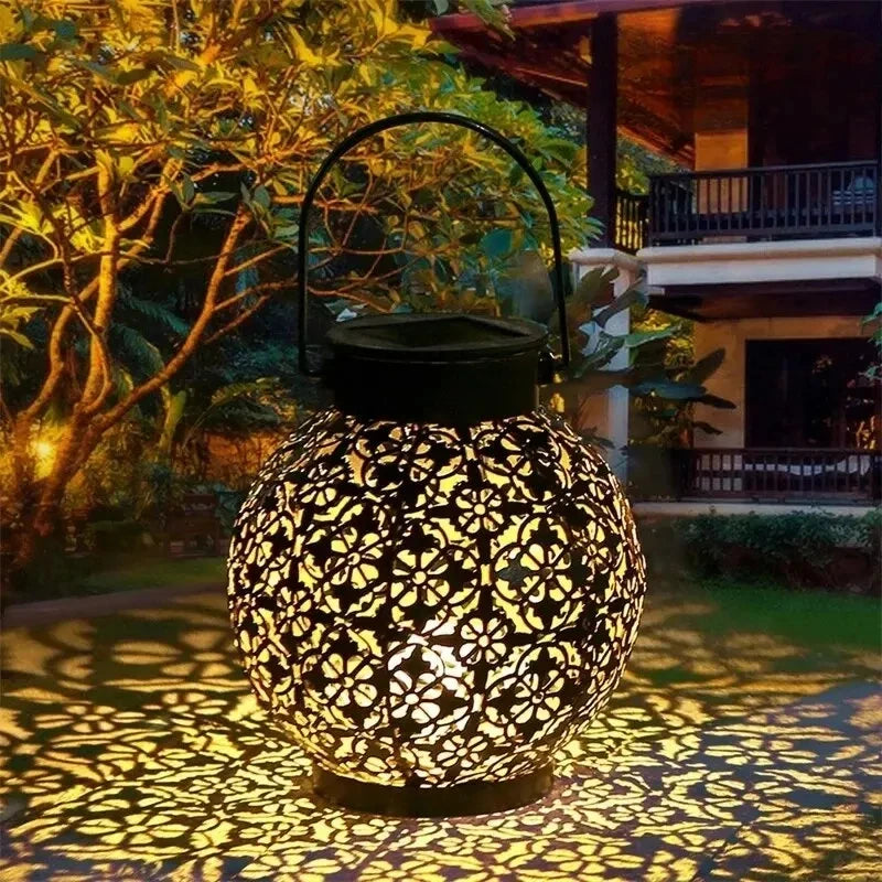 Lumefina FairyGlow Solarlaterne Fee | Hängelampe aus Metall | Wetterfest & Energieeffizient | Für Garten & Terrasse