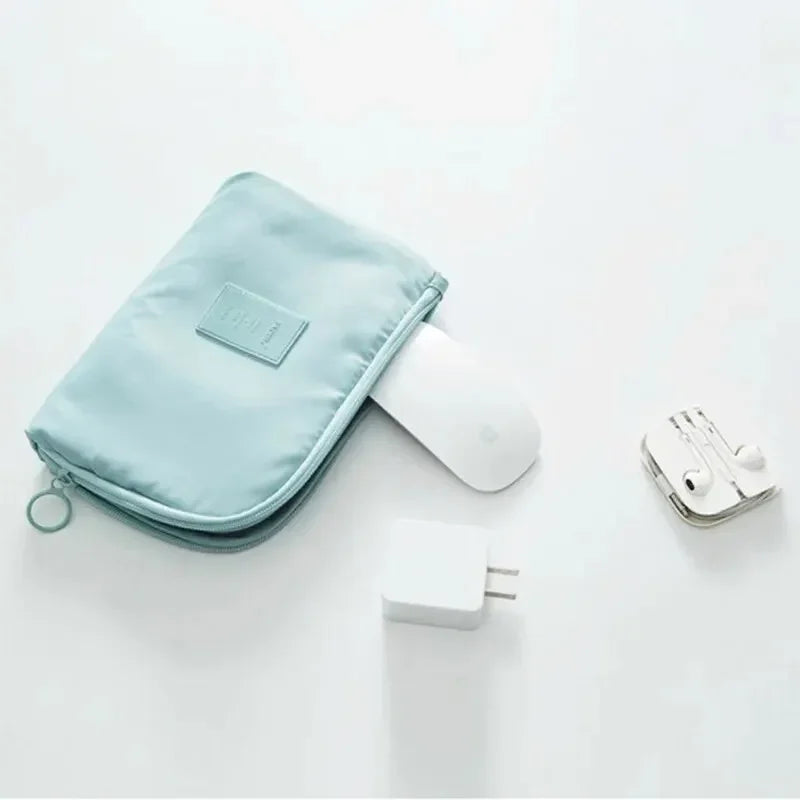 TechTasche Reisetasche für Elektronik | Wasserdicht & Stoßfest | Für Powerbank, Kabel & Kopfhörer | Große Kapazität