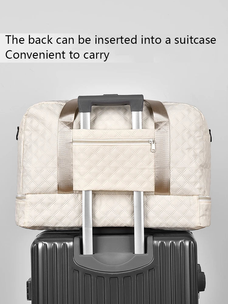 Raumio TravelFlex Leichte Reisetasche mit Rautenmuster | Große Sport- & Wochenendtasche mit Schuhfach & Nassfach | Handgepäcktauglich & faltbar