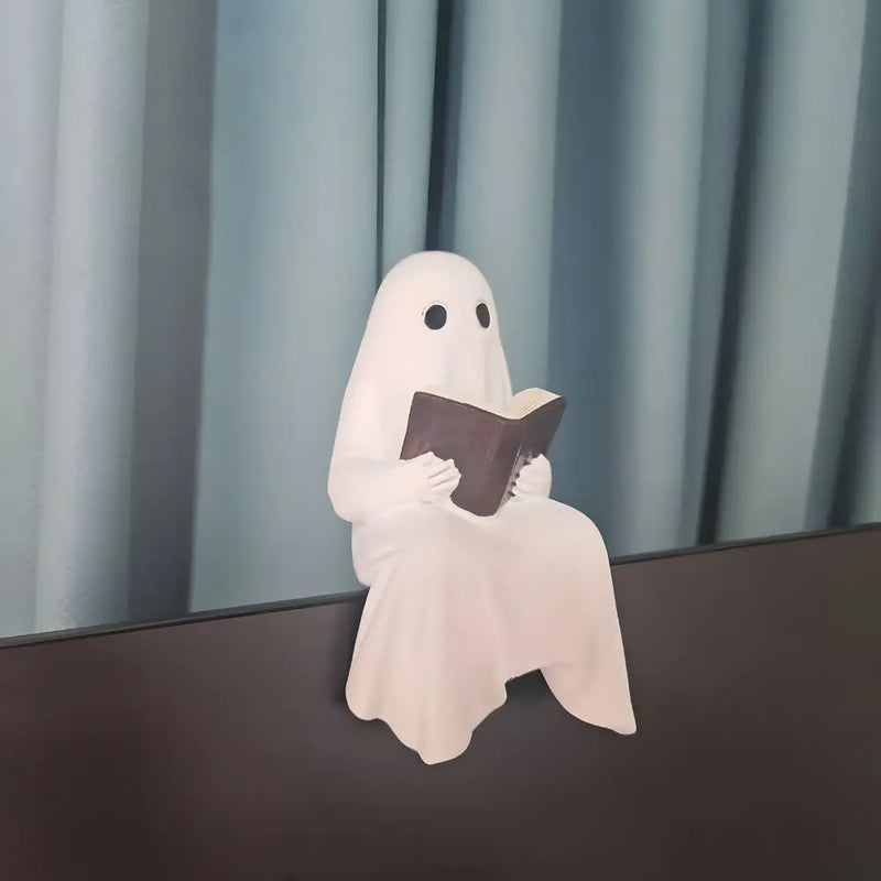 Halloween Figur BookyGhost | Lesender kleiner Geist | Resin Dekofigur | 12 x 7 x 6 cm