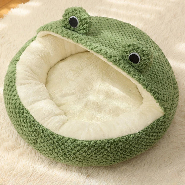 Haustierhöhle FroggiHome | Kuscheliges Frosch-Design | Halbgeschlossen & Rund | 40–50 cm | Für Katzen & kleine Hunde