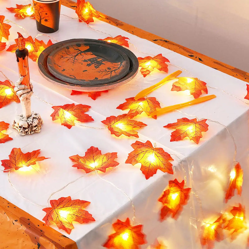 Herbst LED-Lichterkette GoldenLeaves | 10–40 LEDs | Ahornblatt-Design | Batteriebetrieben & Wasserdicht