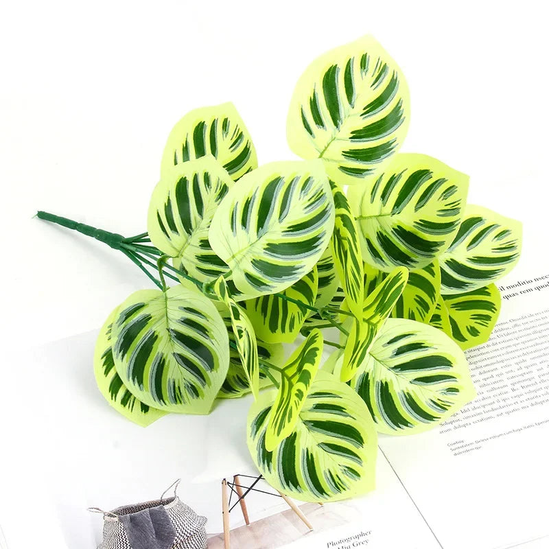 VERDIVA Kunstpflanze Dieffenbachia | Tropisches Deko-Blatt aus Seide | Pflegeleichte Deko für Tisch, Regal & Wohnzimmer