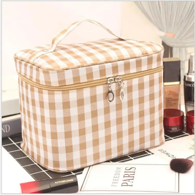 Kosmetiktasche WildAura | Großes Fassungsvermögen | Wasserdicht & Stylisch | Animal-Print