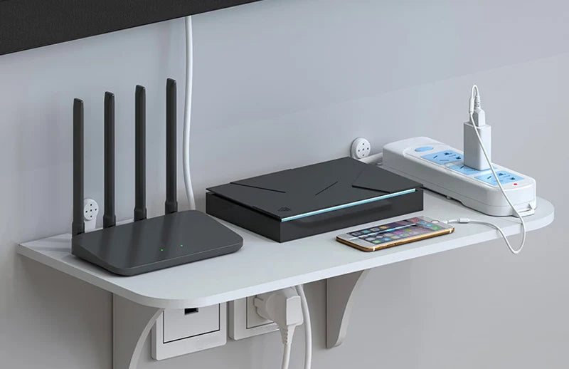 WallEase Organizer | Schwebendes Wandregal ohne Bohren | Versteckter Halter für WLAN-Router, TV-Box & Zubehör | PVC, Weiß | 30 × 15 × 12 cm