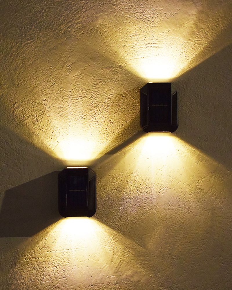 Solar-Wandleuchte StellaLux | Sternenlichteffekt | Aluminium & Glas | IP65 Wetterfest | Mit Dämmerungssensor