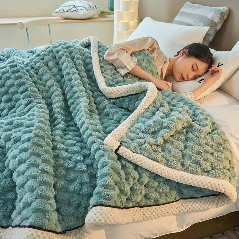 Velutura Kuscheldecke aus Turtle-Velours | Flauschig & Wärmend | Für Bett, Sofa & Reisen | Anti-Pilling | Verschiedene Größen & Farben