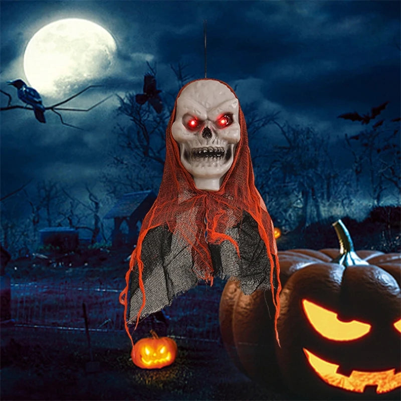 Halloween Deko GhostlyGlow | Hängender Geist mit Leucht-Schädel | Für Garten, Party & Haus