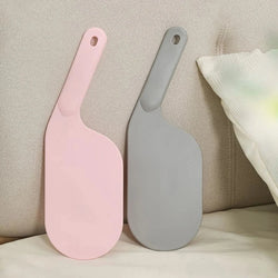 TuckEase Bettlaken-Einsteckhilfe aus Kunststoff | Ergonomischer Bettenmacher | Laken-Spanner & Matratzenheber | 24×8 cm