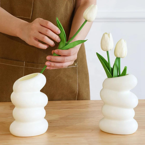 Nordivase Spiralvase Weiß | Skandinavisches Design | Leicht & Bruchsicher | Für Blumen & Dekoration