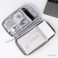 TechTidy TravelSafe Kabel Organizer Tasche | Wasserdicht & Kompakt | Für Reisen & Elektronik-Zubehör | In M & L erhältlich