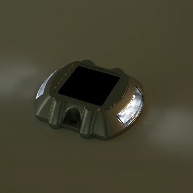 Solmira Solar LED Wegbeleuchtung aus Aluminiumguss | IP68 Wasserdicht | 6 LEDs für Einfahrt, Straße & Gartenweg